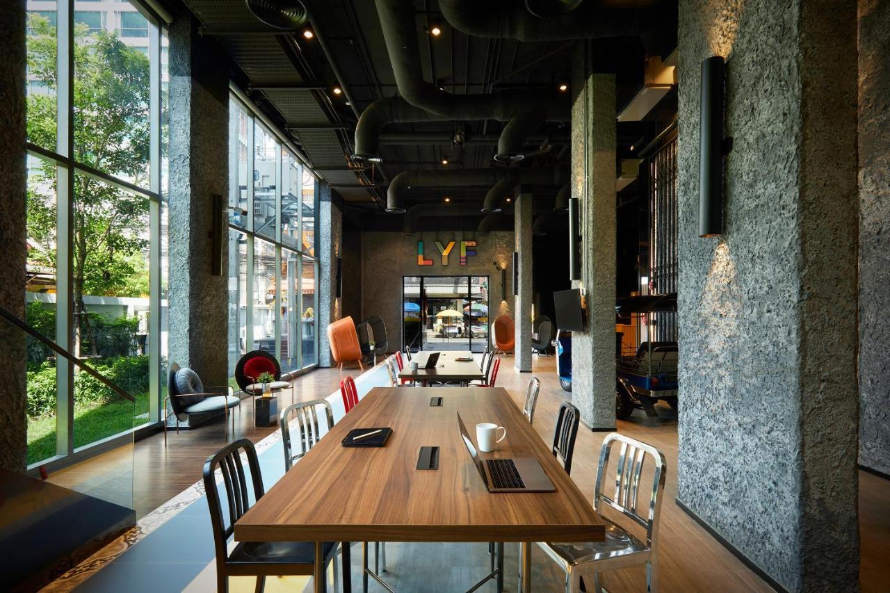 Lyf Sukhumvit 8 Bangkok Hotel Exterior photo